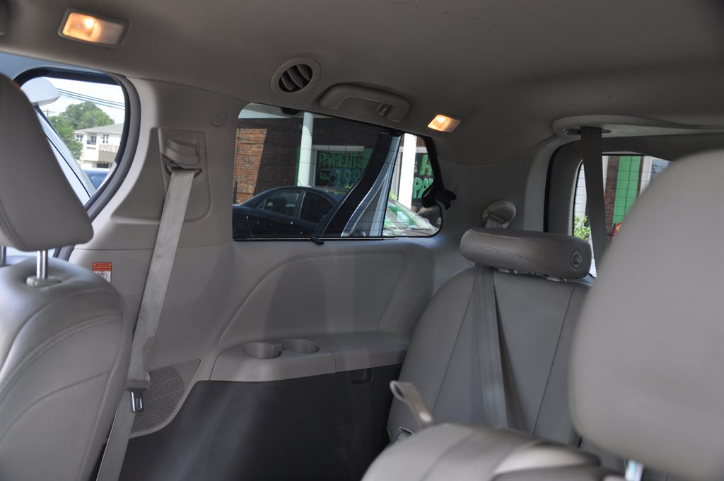 2015 Toyota Sienna