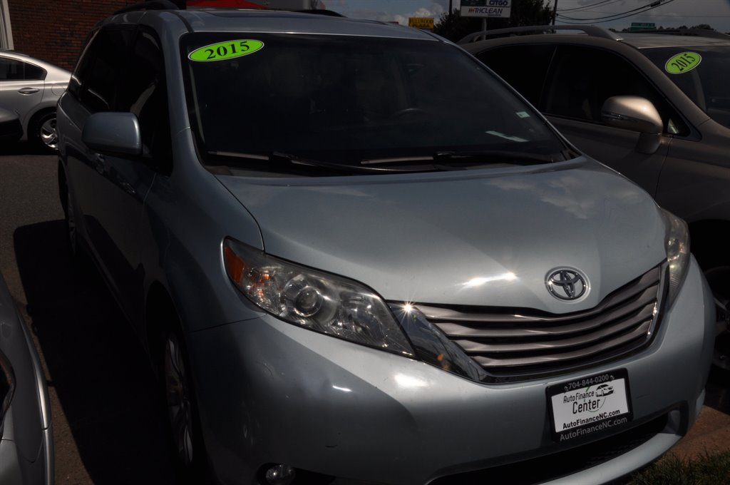 2015 Toyota Sienna