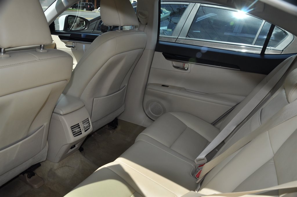 2014 Lexus ES