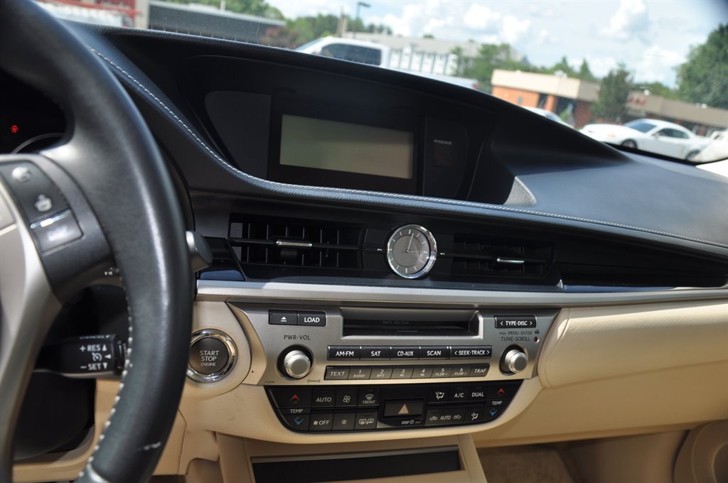 2014 Lexus ES