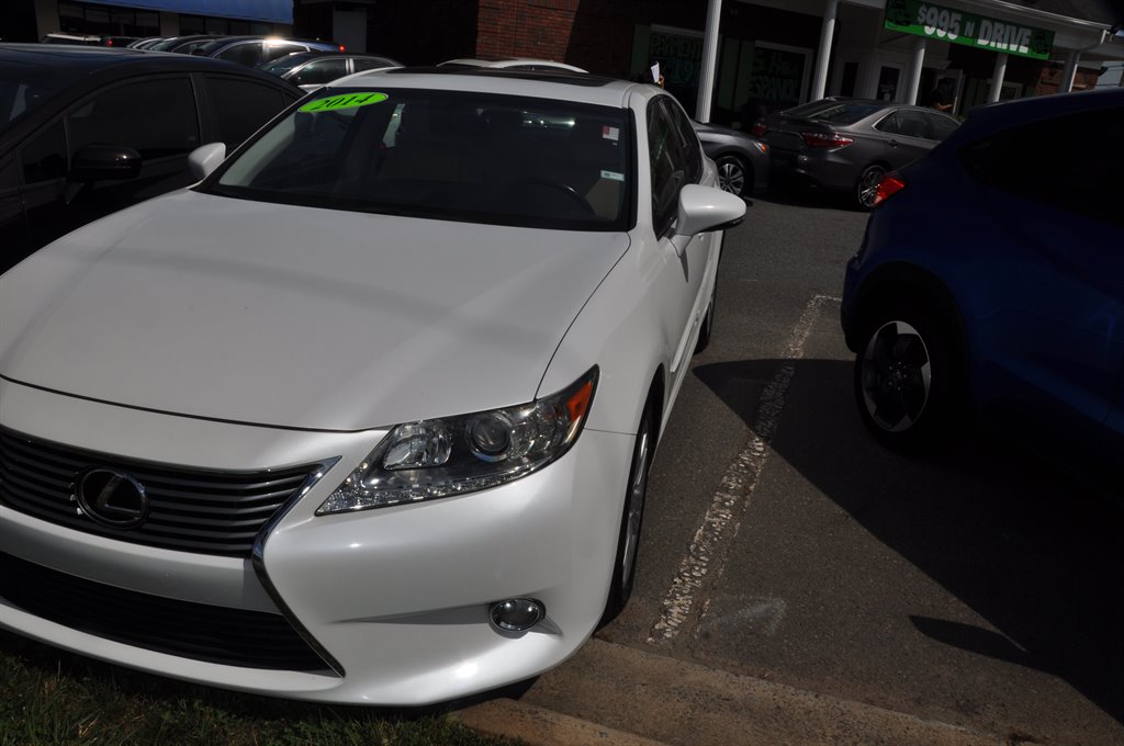 2014 Lexus ES