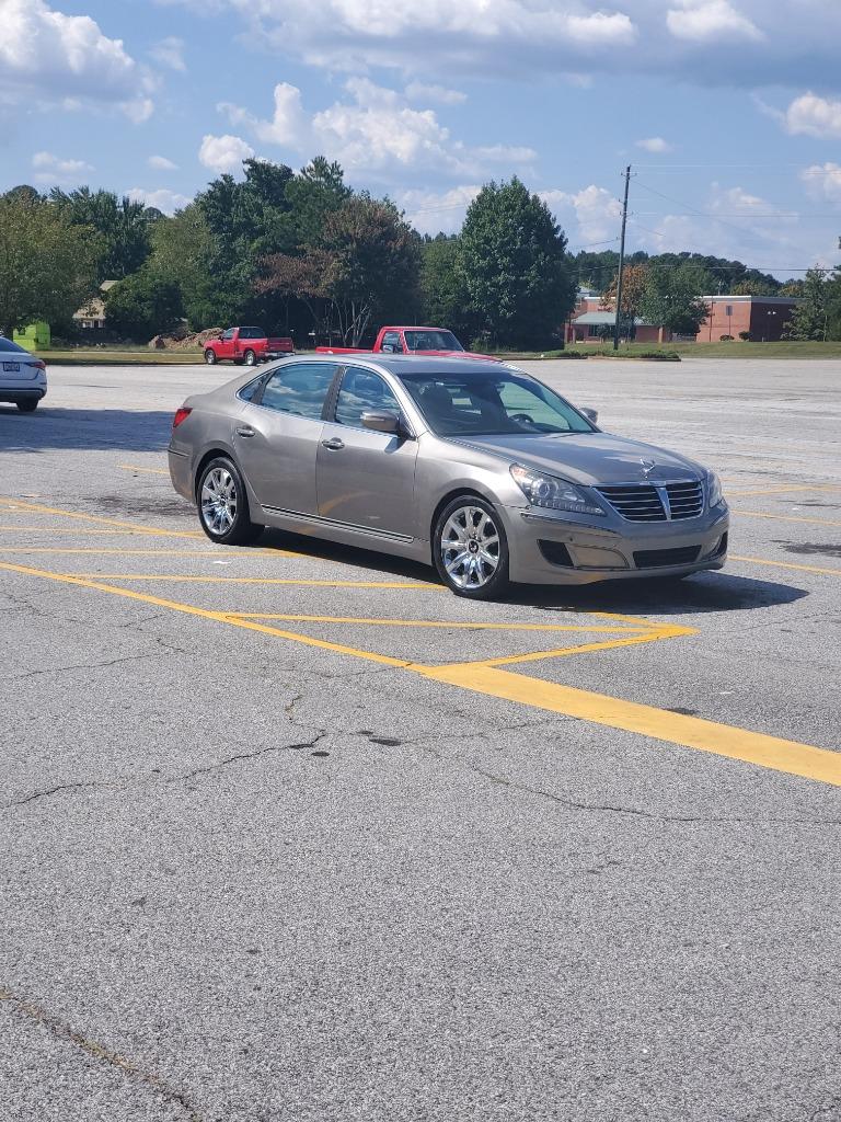 2011 Hyundai Equus - $8,999