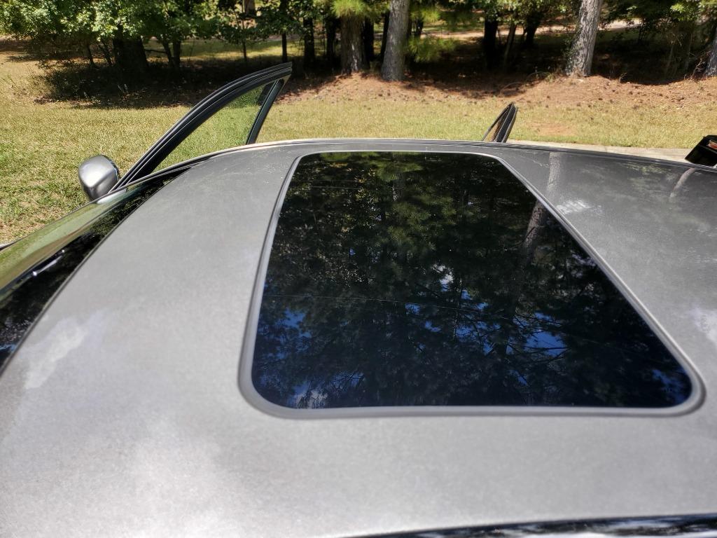 2011 Hyundai Equus - $8,999