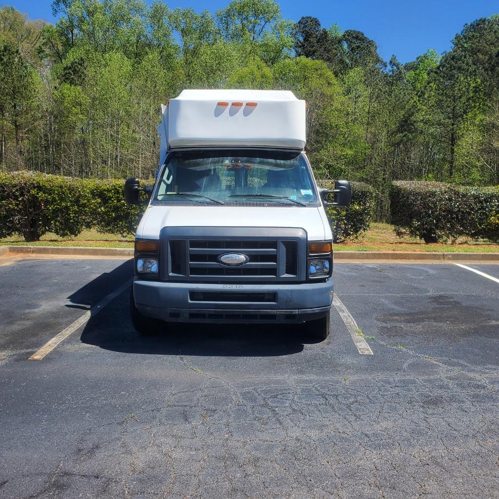 2014 Ford E-350 - $13,500