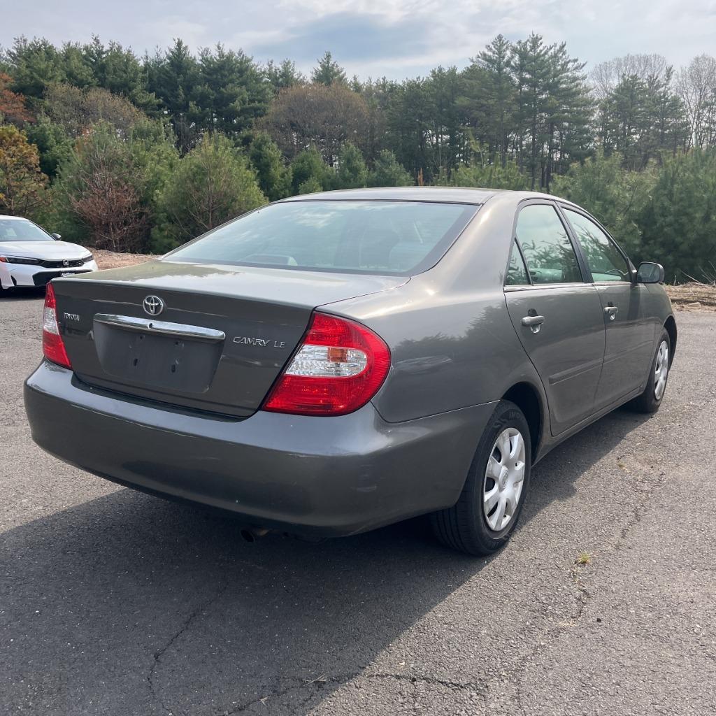 2003 Toyota Camry LE photo