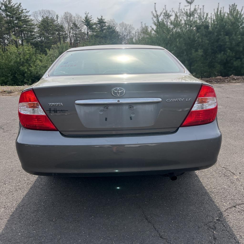 2003 Toyota Camry LE photo