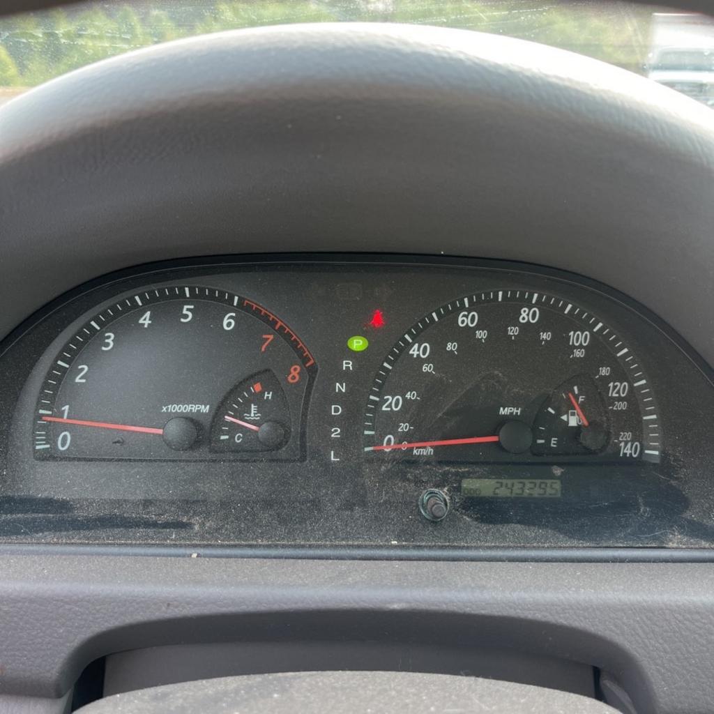 2003 Toyota Camry LE photo