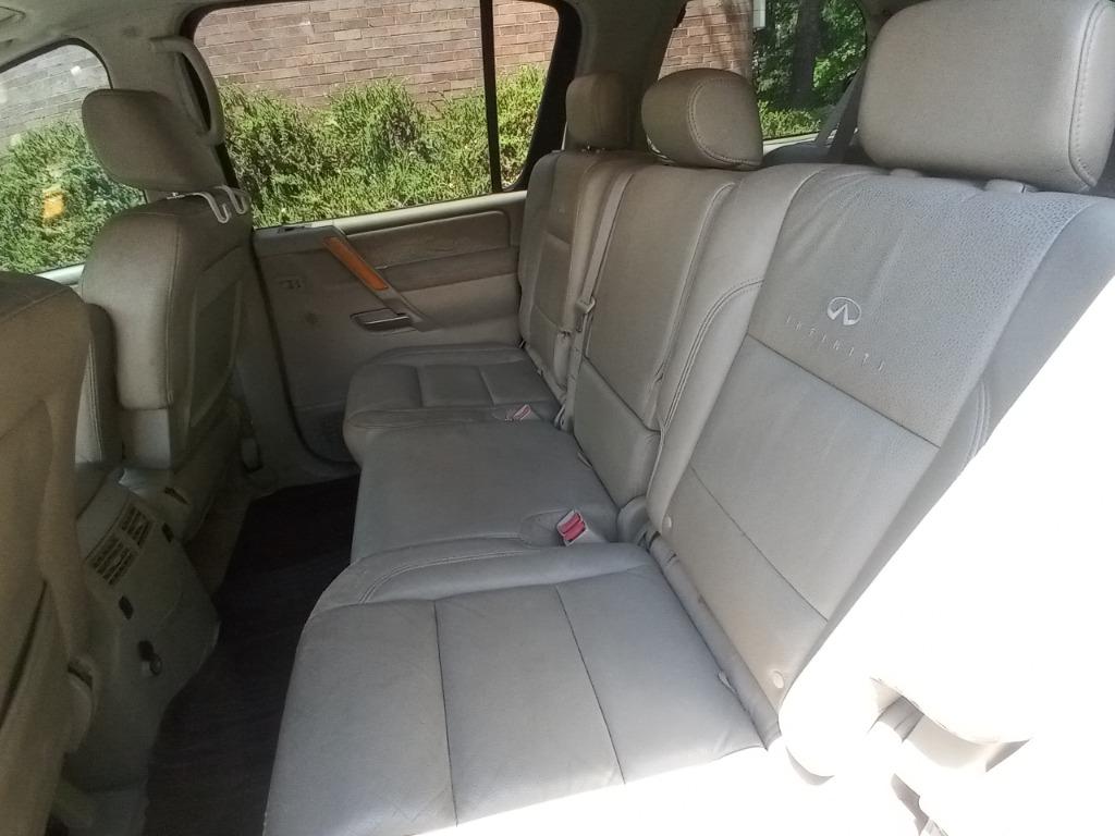 2007 Infiniti QX56 photo
