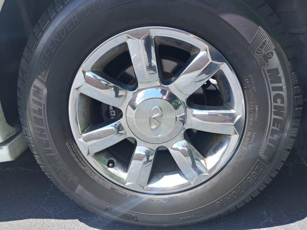2007 Infiniti QX56 photo