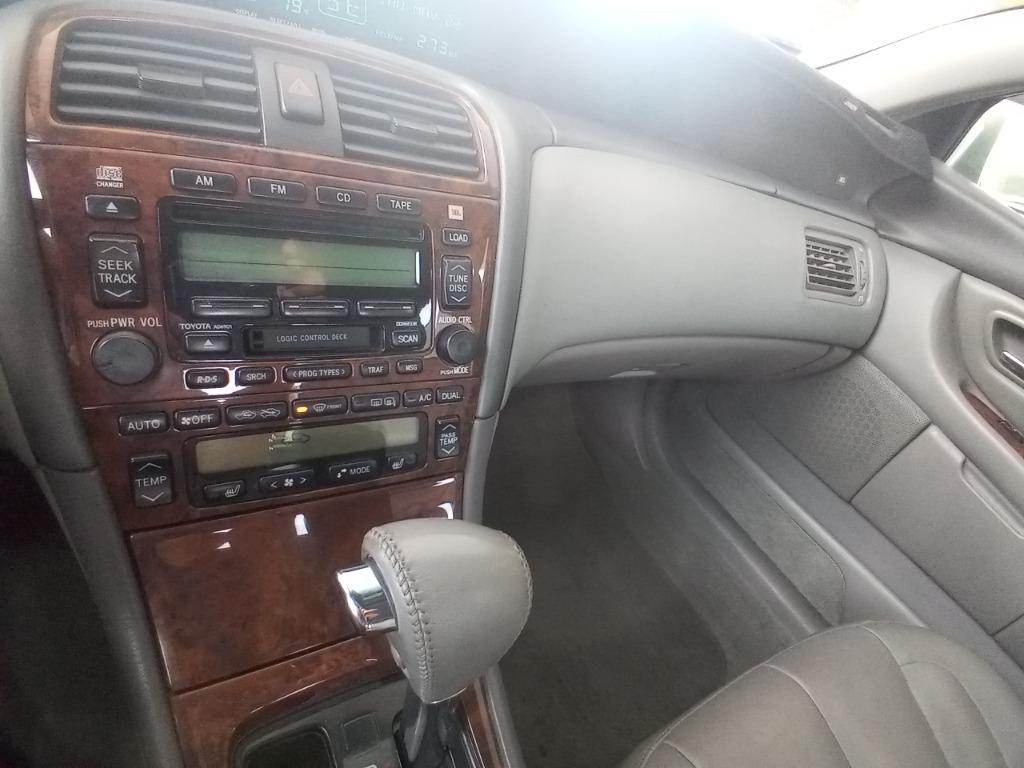2003 Toyota Avalon XL photo