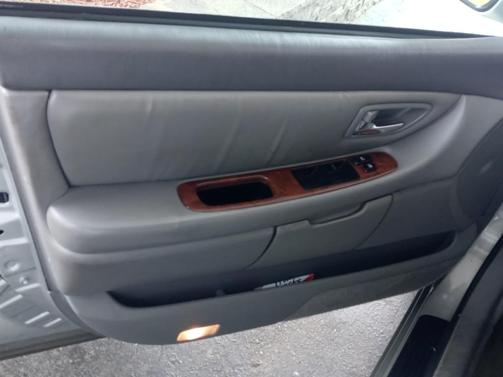 2003 Toyota Avalon XL photo