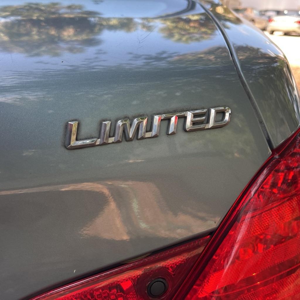 2006 Toyota Avalon XL photo