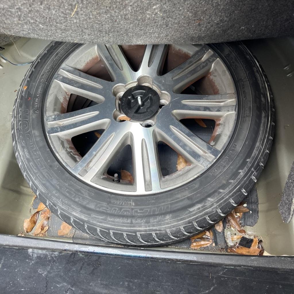 2006 Toyota Avalon XL photo