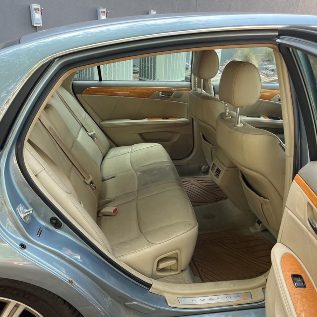 2006 Toyota Avalon XL photo