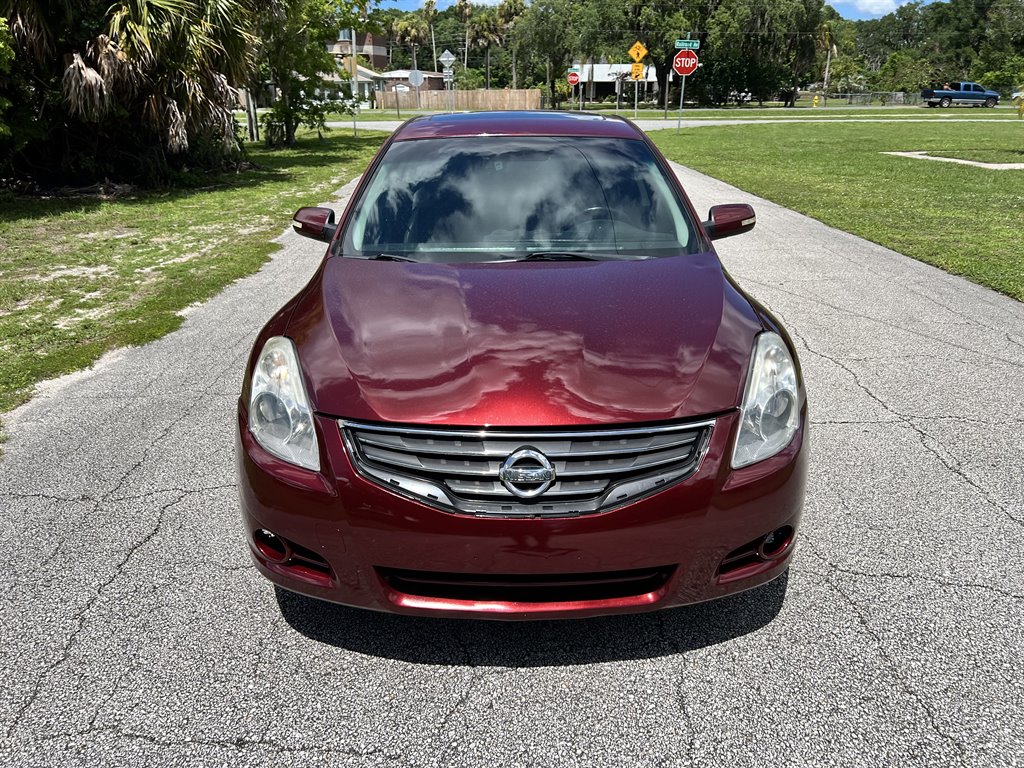 2010 Nissan Altima 2.5 photo