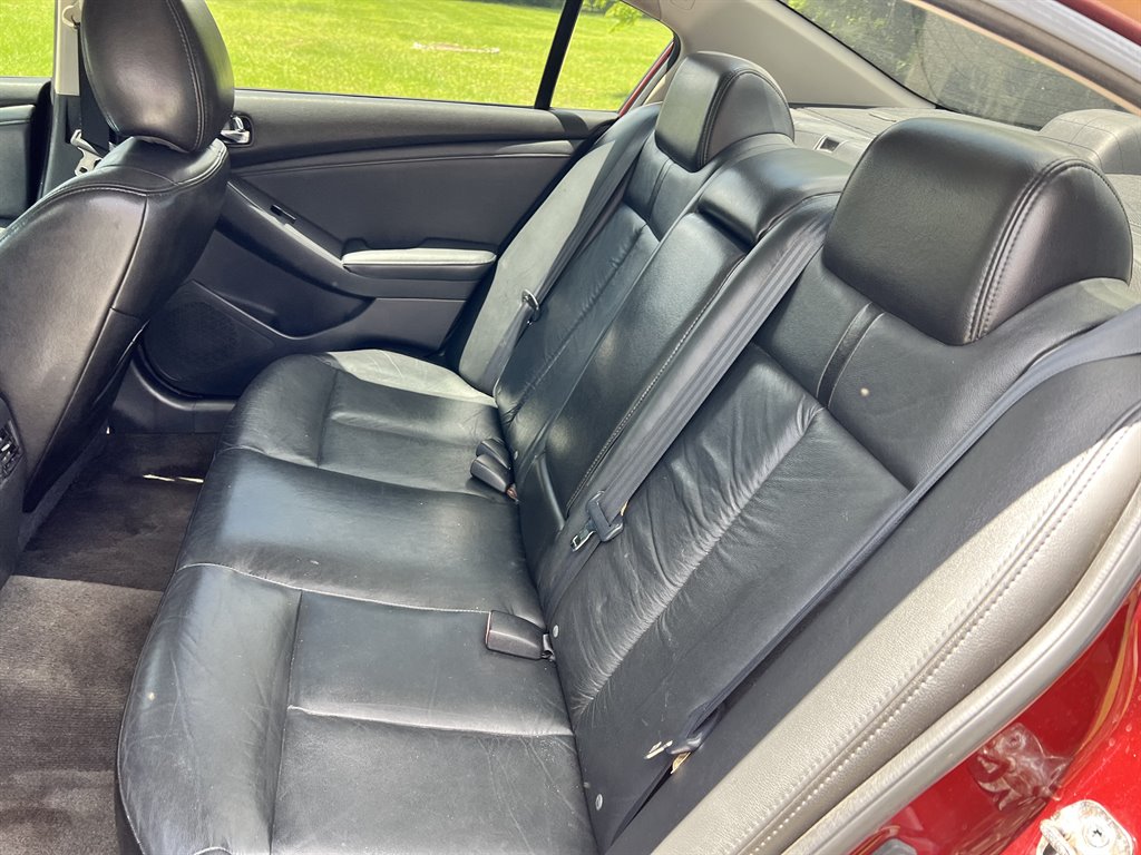 2010 Nissan Altima 2.5 photo