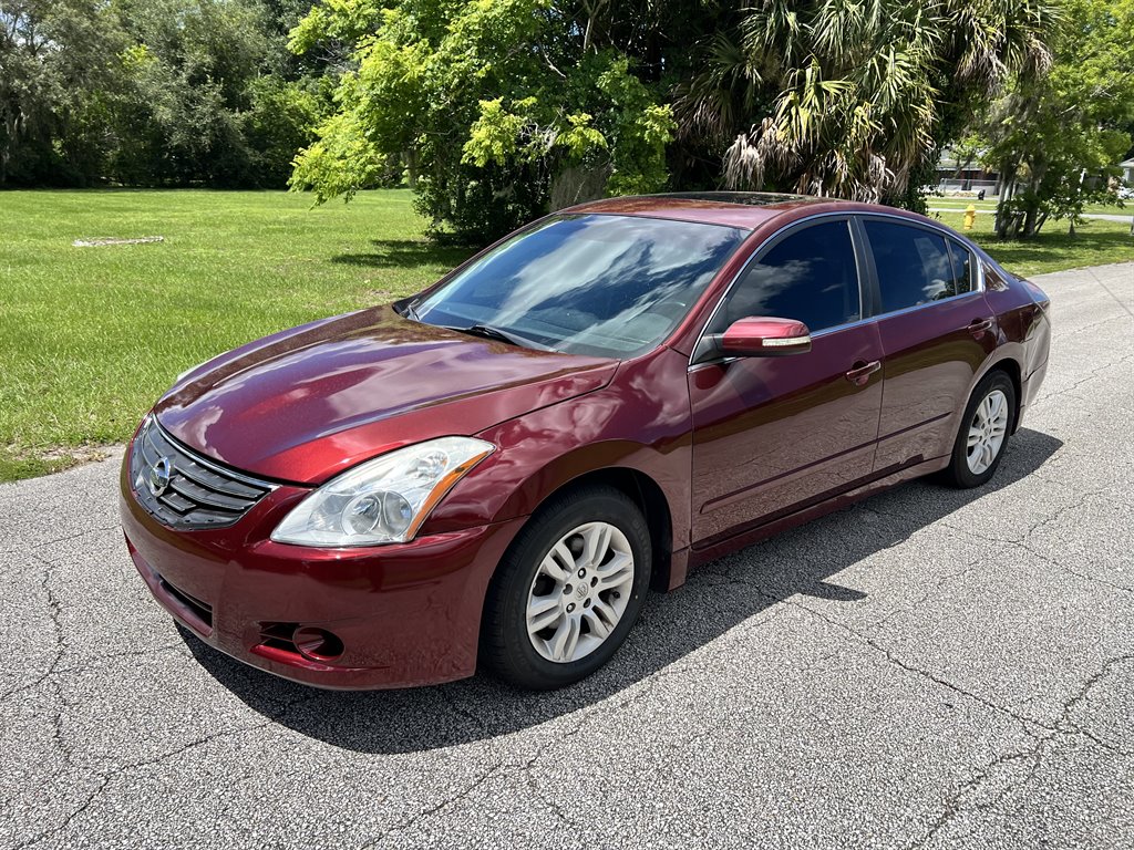 2010 Nissan Altima 2.5 photo