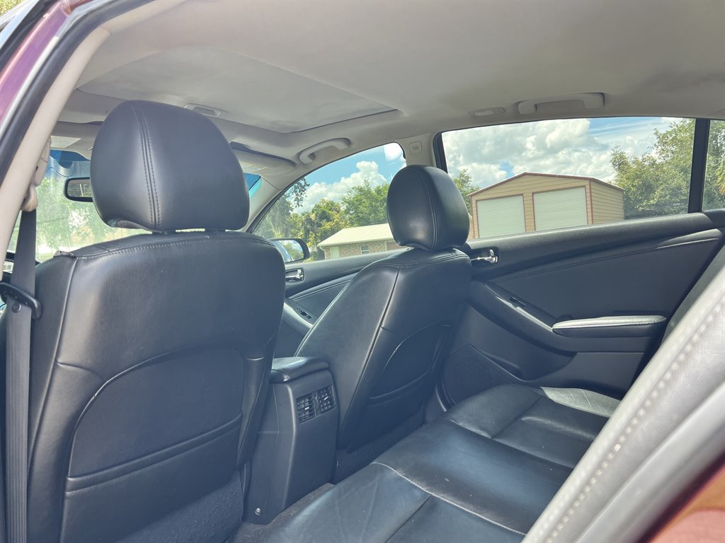 2010 Nissan Altima 2.5 photo