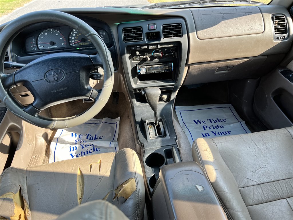 2000 Toyota 4Runner SR5 photo