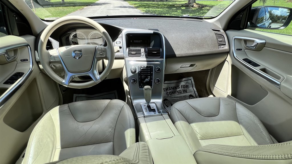 2012 Volvo XC60 3.2 photo