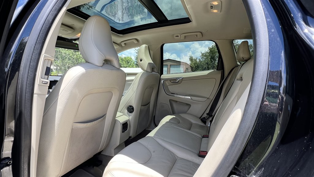 2012 Volvo XC60 3.2 photo