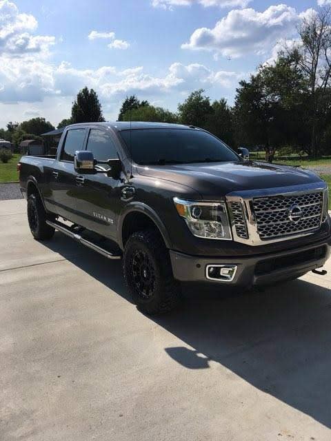 2016 Nissan Titan XD Platinum photo