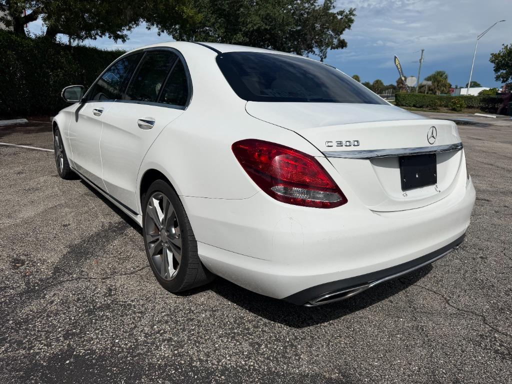 2015 Mercedes-Benz C-Class - $10,999