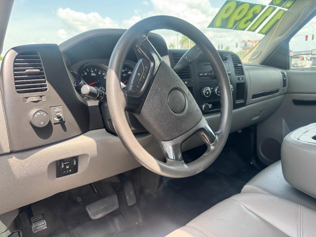 2014 Chevrolet Silverado - $9,400