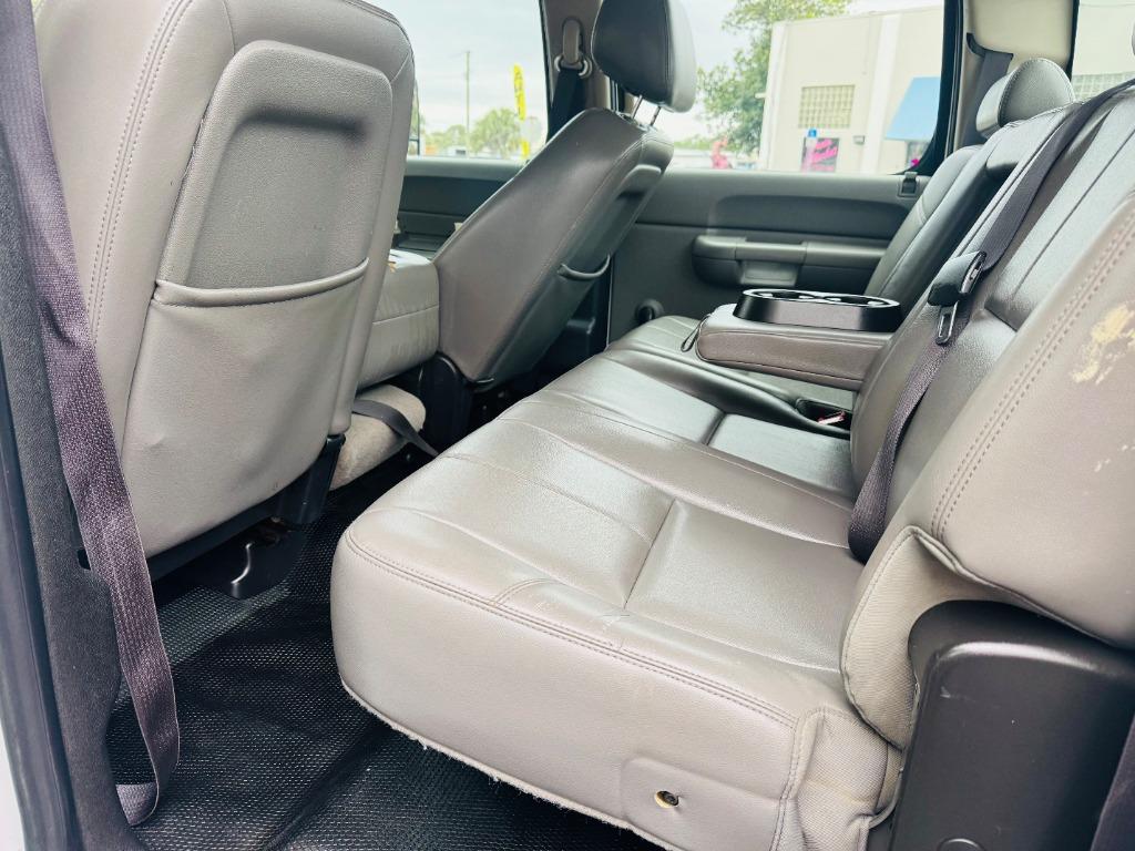 2014 Chevrolet Silverado - $9,400