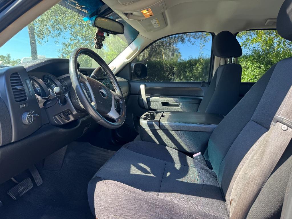 2010 Chevrolet Silverado 1500 - $8,500