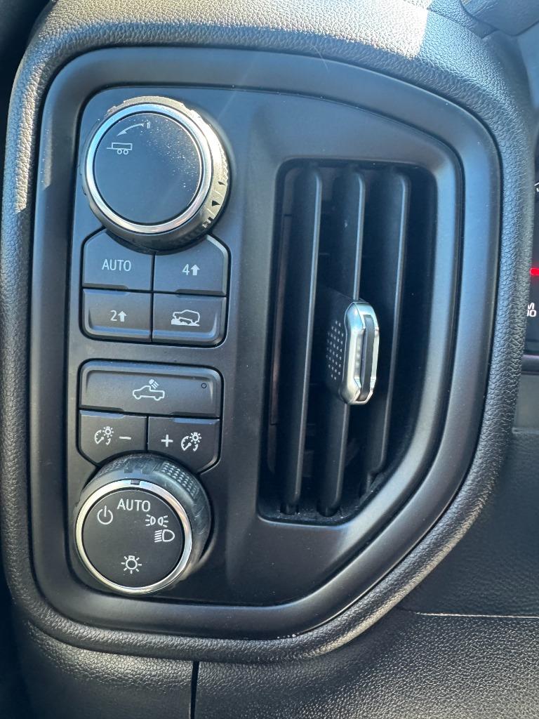 2020 Chevrolet Silverado 1500 - $20,300