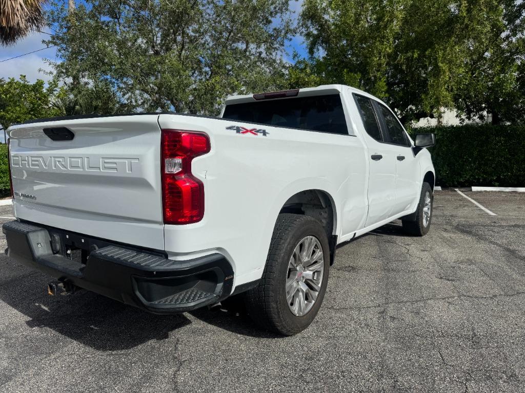 2020 Chevrolet Silverado 1500 - $20,300