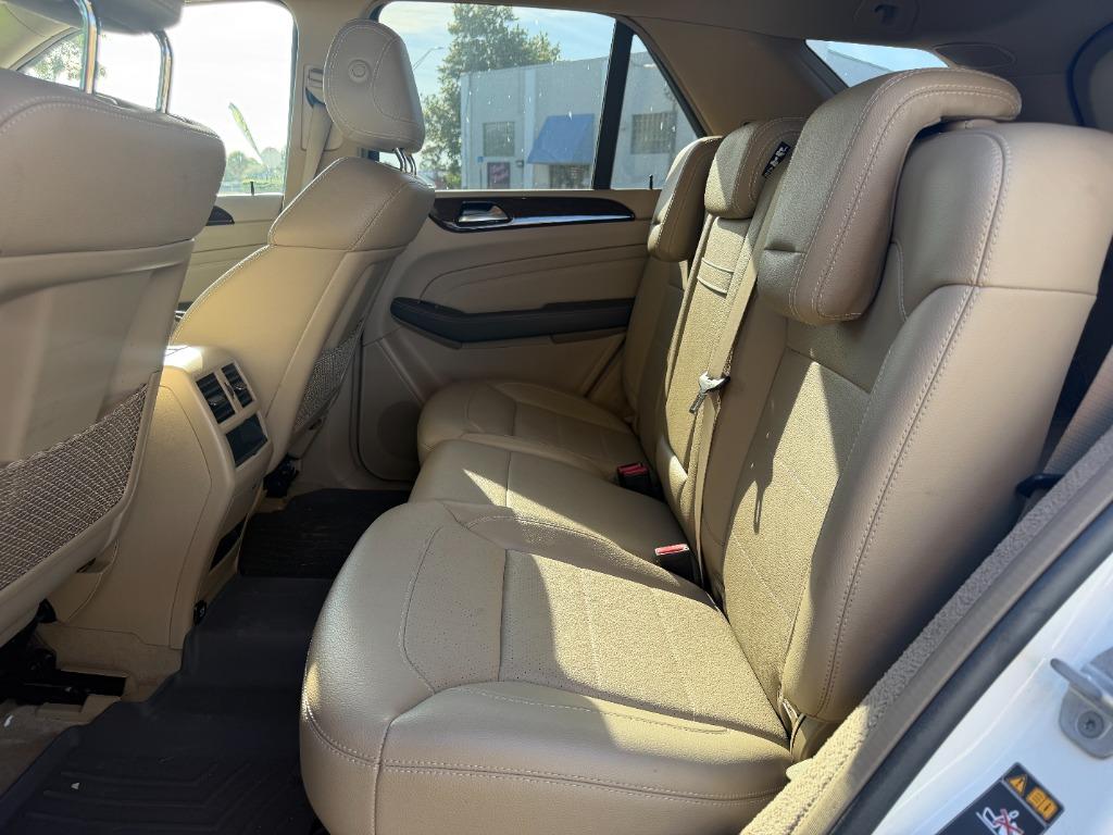 2014 Mercedes-Benz Ml-class - $9,999