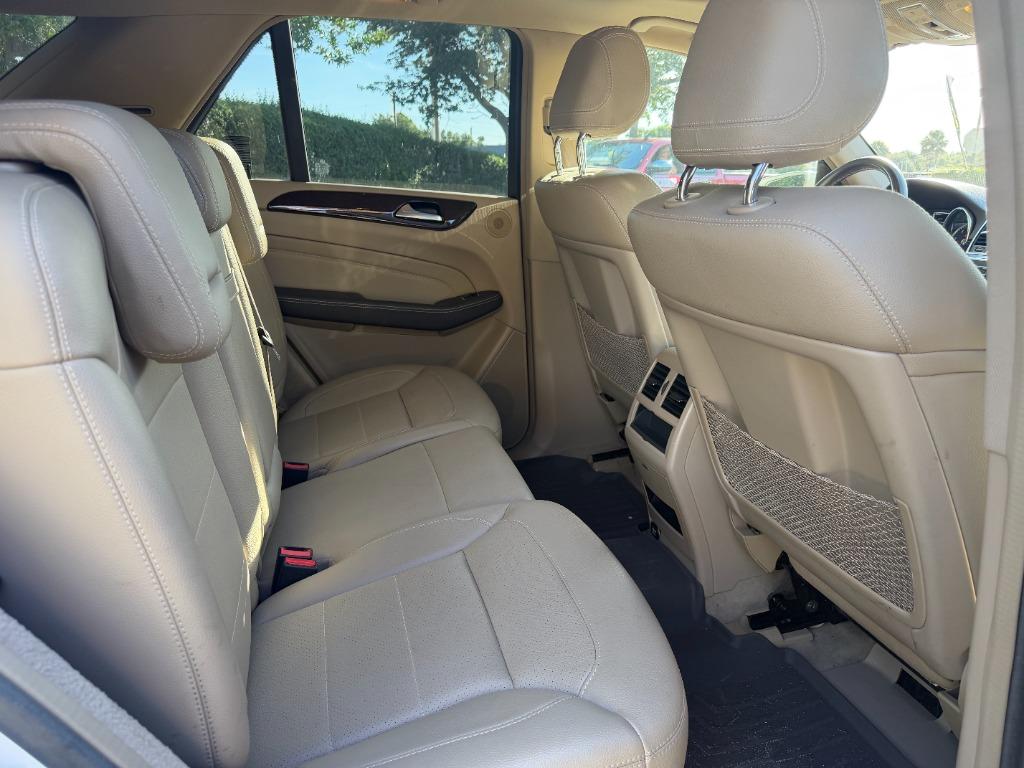 2014 Mercedes-Benz Ml-class - $9,999
