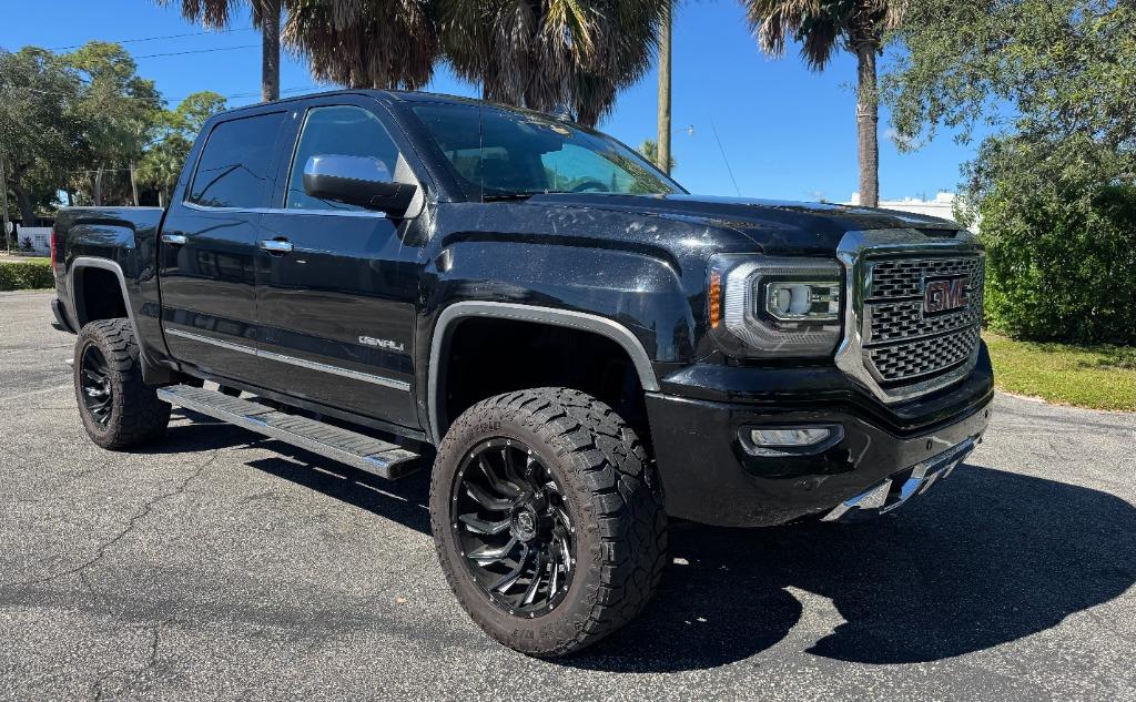 2017 GMC Sierra 1500 - $24,500