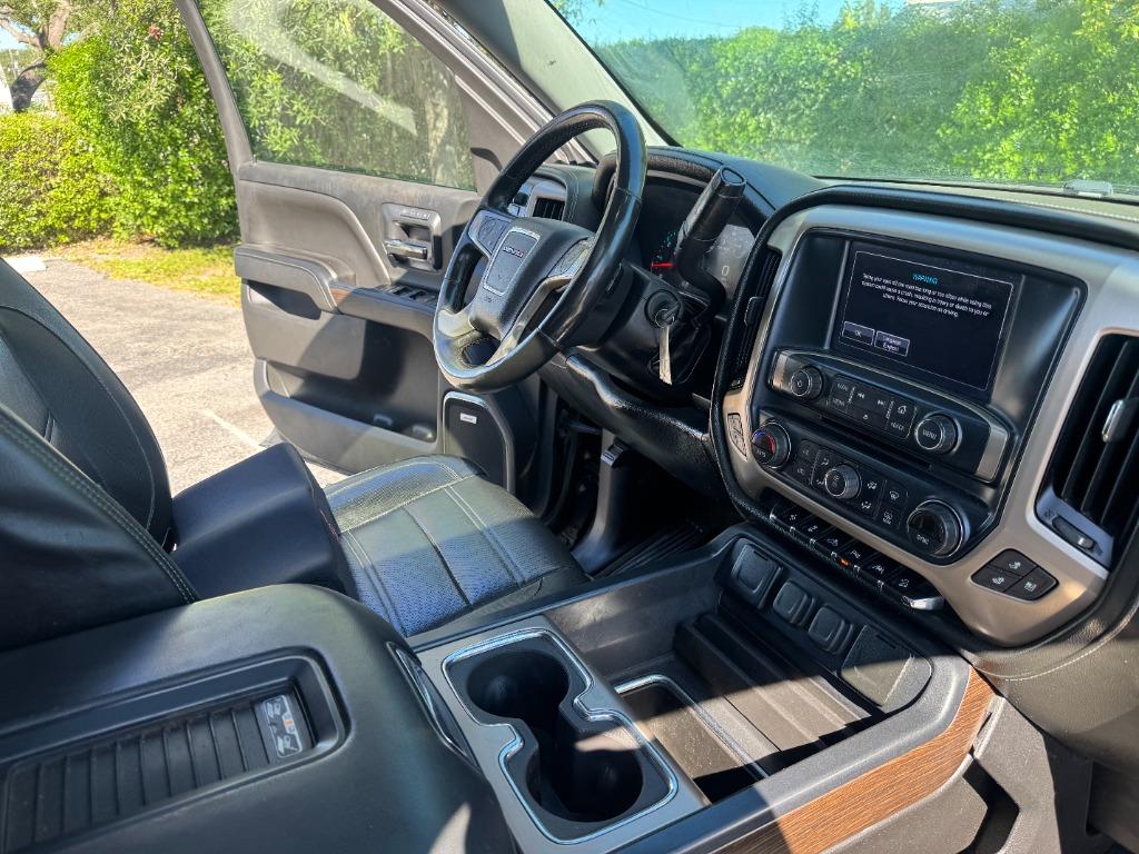 2017 GMC Sierra 1500 - $24,500