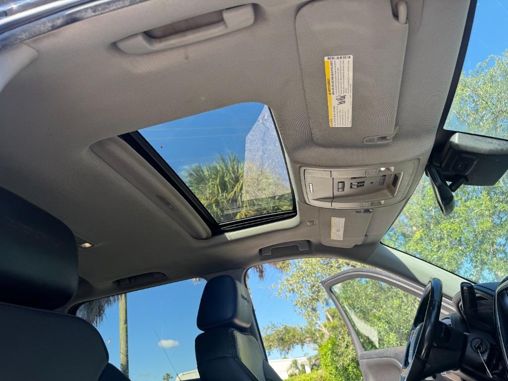 2017 GMC Sierra 1500 - $24,500