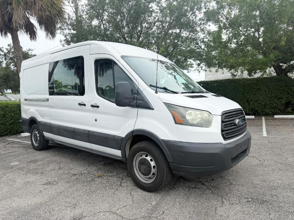 2015 Ford T150 Vans Medium Roof - $16,999