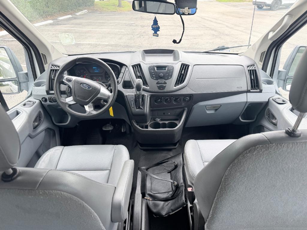 2015 Ford T150 Vans Medium Roof - $16,999