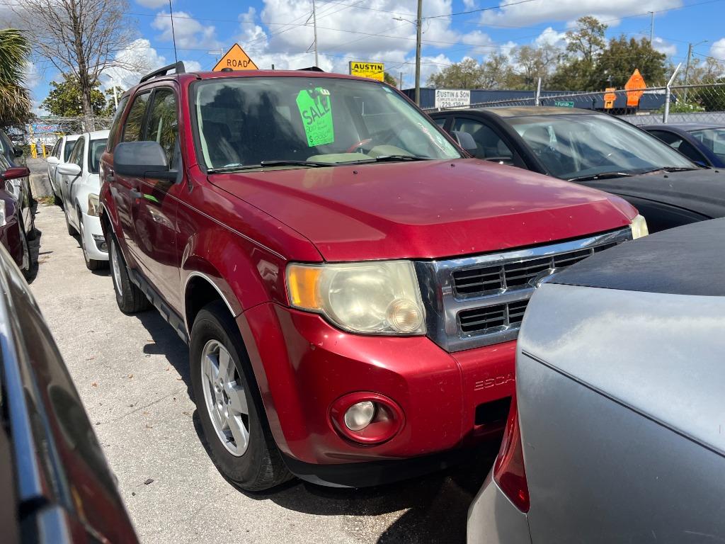 2010 Ford Escape - $1,950