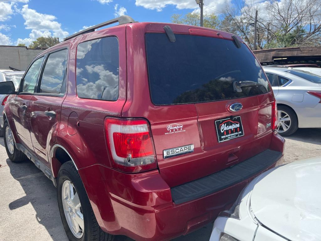 2010 Ford Escape - $1,950