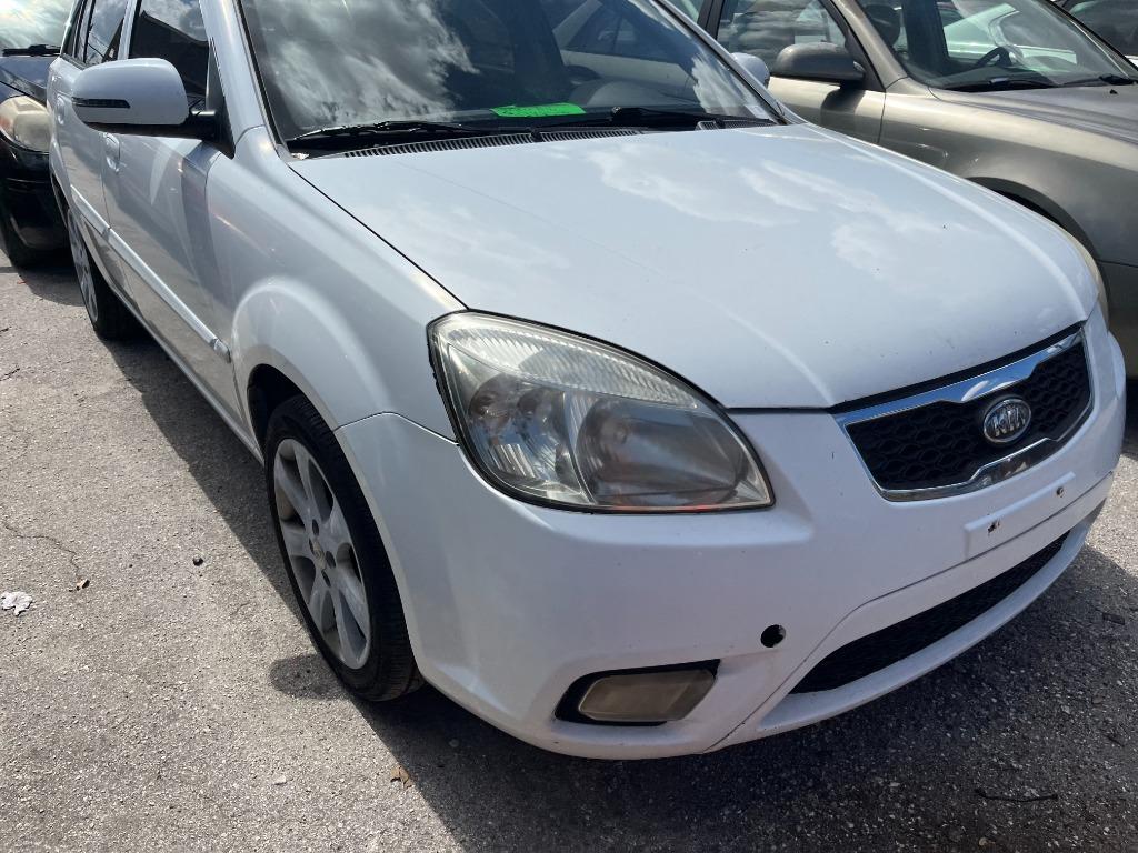 2010 Kia Rio - $2,350