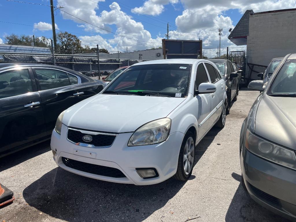 2010 Kia Rio - $2,350