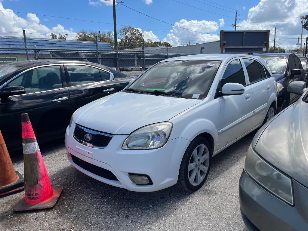 2010 Kia Rio - $2,350