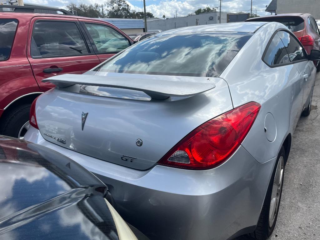 2009 Pontiac G6 - $2,750