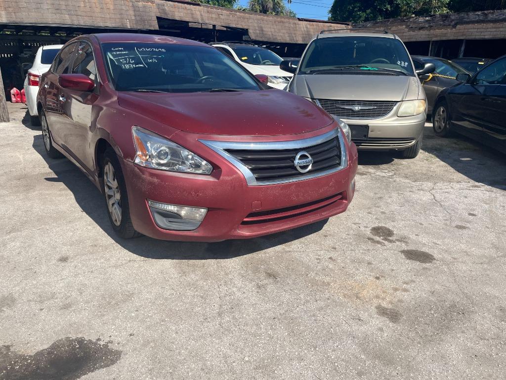 2015 Nissan Altima - $2,750