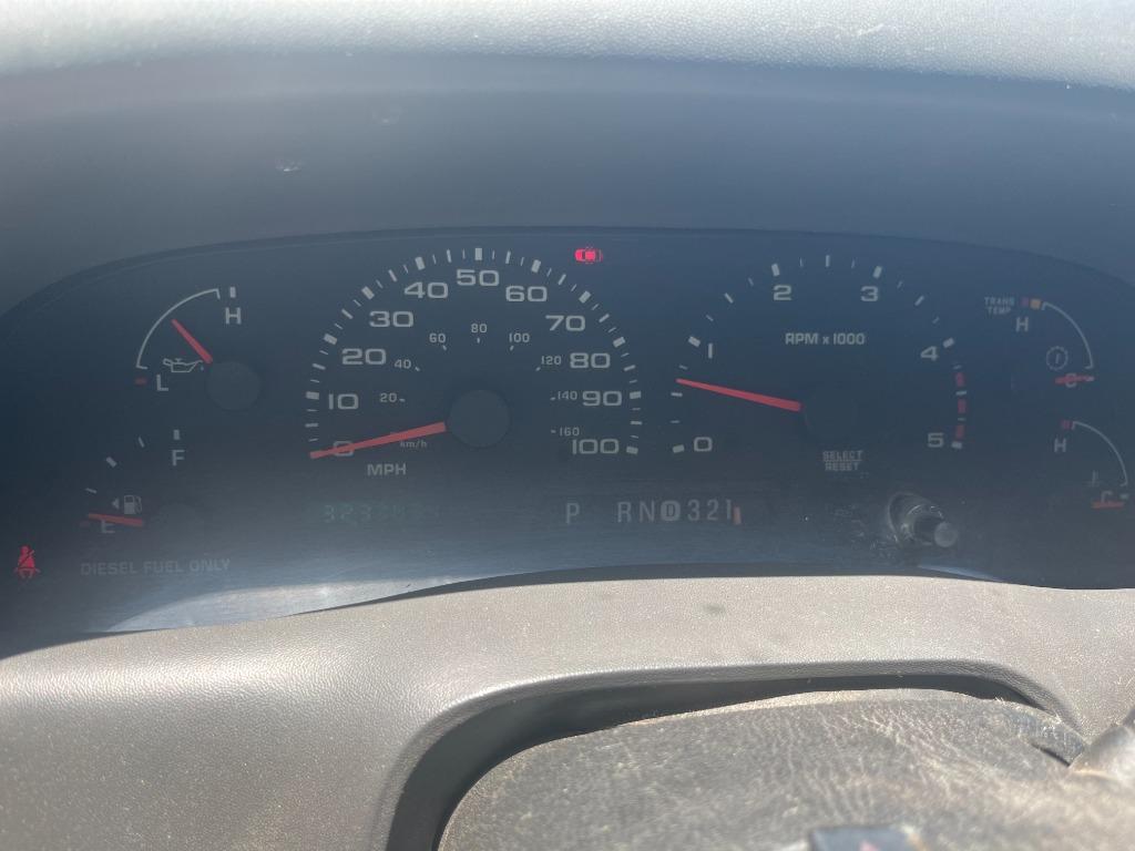 2003 Ford F-550 - $7,500