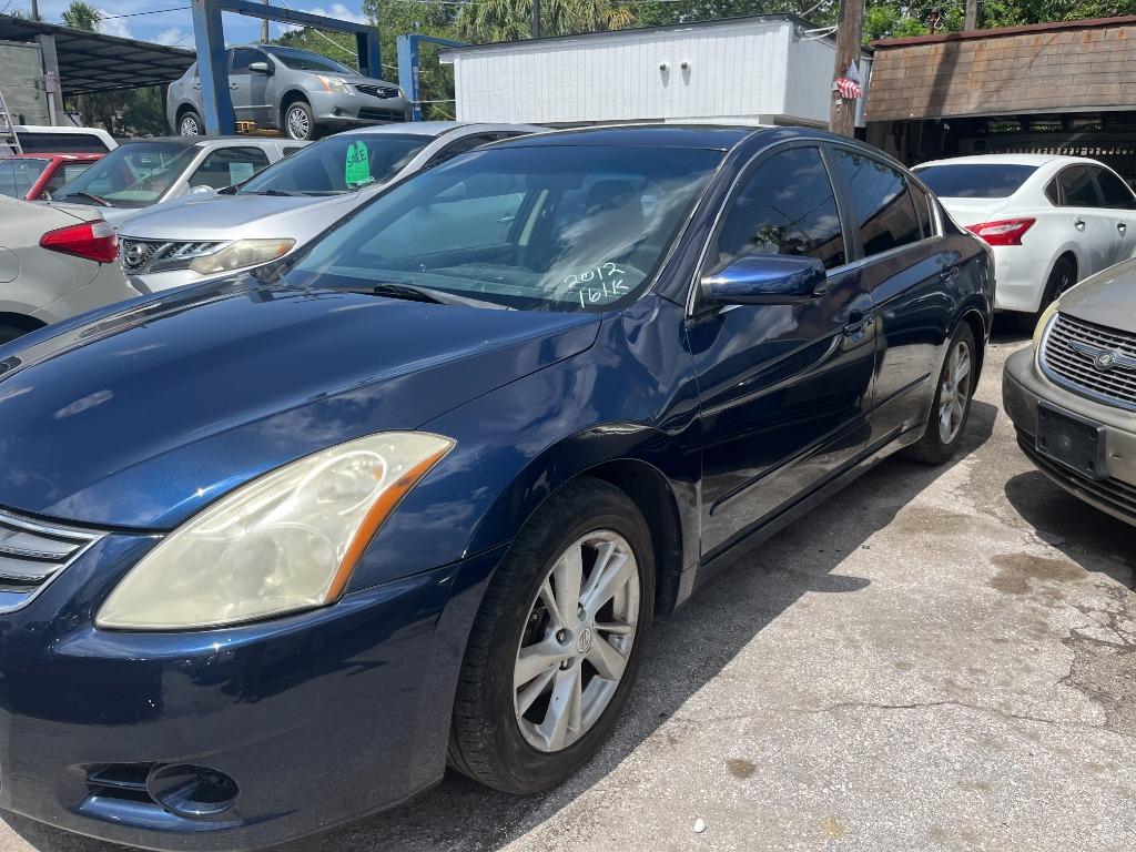 2012 Nissan Altima - $2,950
