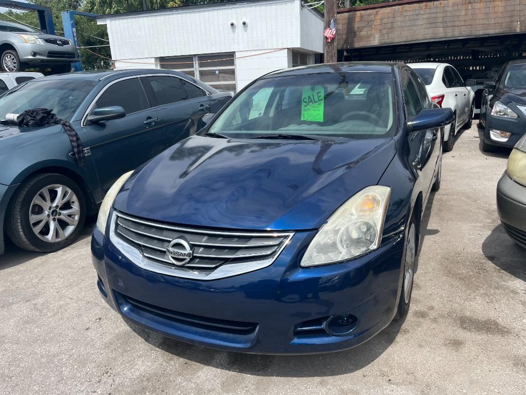 2010 Nissan Altima - $3,250