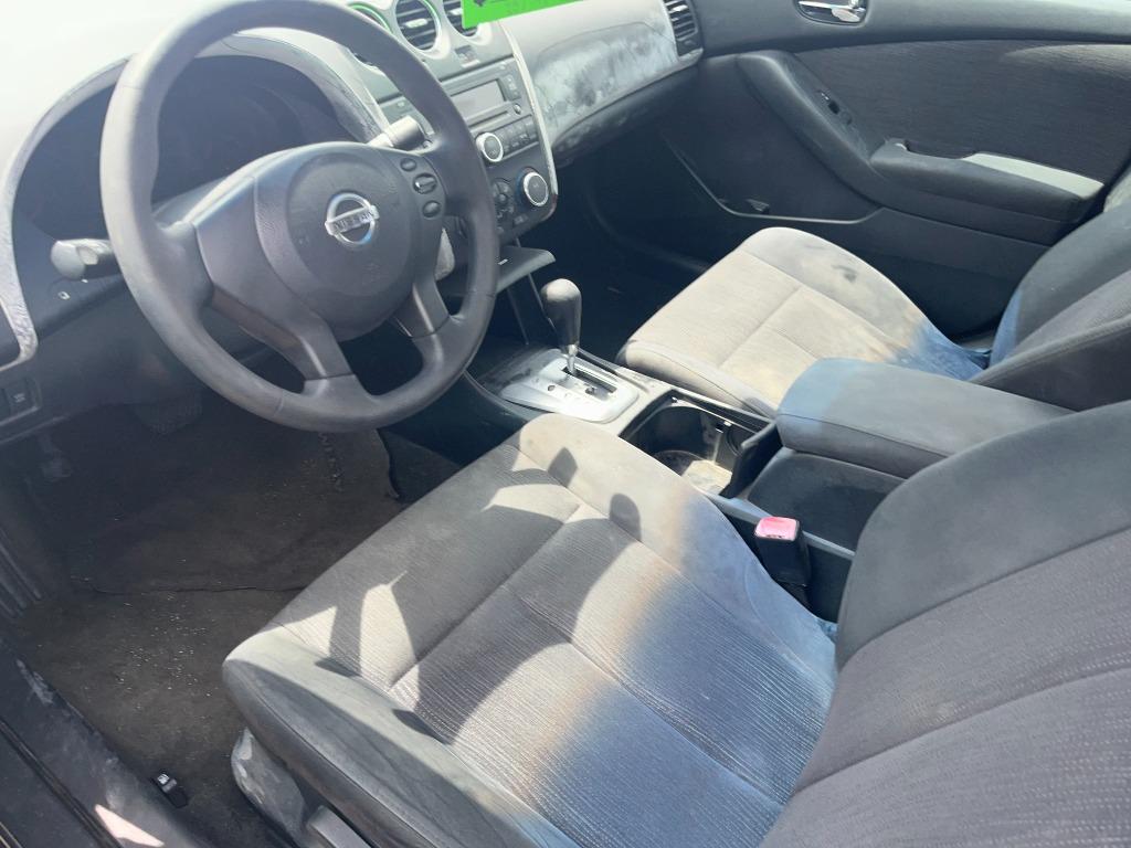 2010 Nissan Altima - $3,250